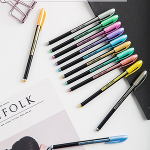 Croquera Hojas Negras + 12 Lápices Metalizados Kawaii