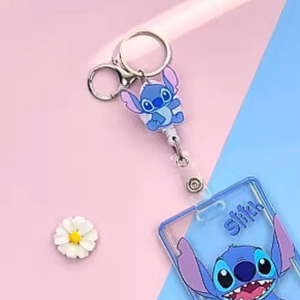 Porta Credencial Yoyo Retráctil Diseño Kawaii de Stitch