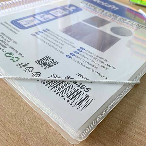 Carpeta Archivadora A4 Con 20 Fundas Y 1 Sobre Transparente