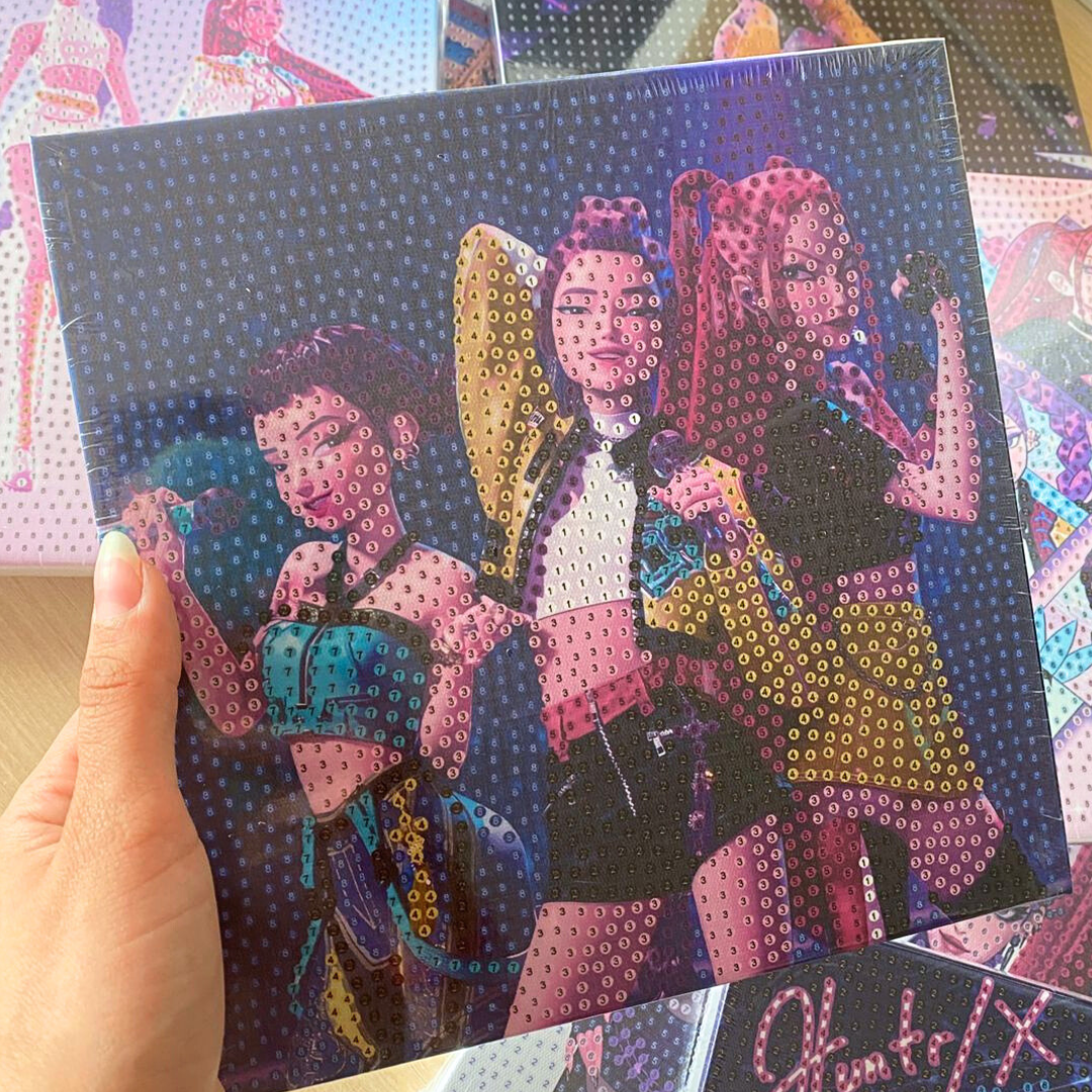 Box Regalo Papelería Huntrix De Las Guerreras Del Kpop Rumi