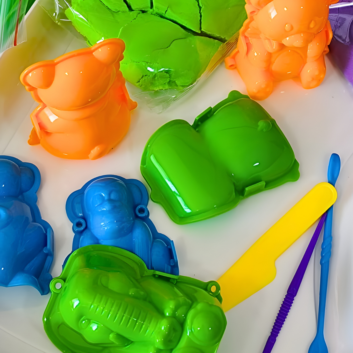 Arena Mágica Con Moldes Y Herramientas Varios Colores