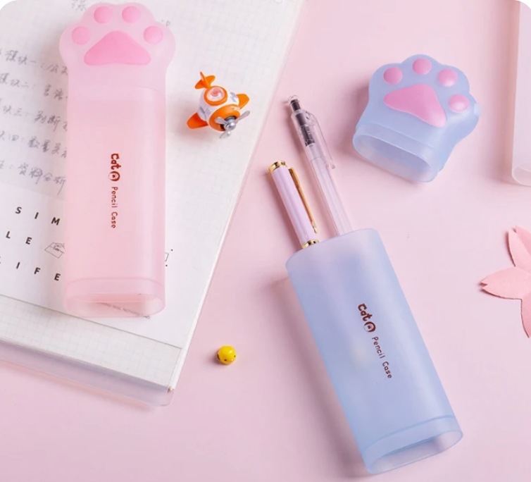 Estuche Plástico Pata de Gato Kawaii